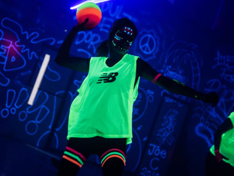 Glow Sport Events | GlowTennis | GlowPadel | GlowSquash | GlowVoetbal | GlowFitness | Maastricht | Limburg